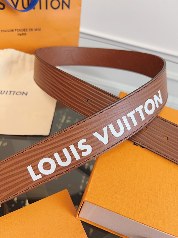 ルイヴィトンベルト着用イメージ